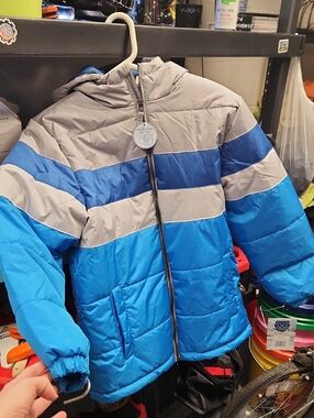 Blue & Gray Colorblock Puffer Jacket